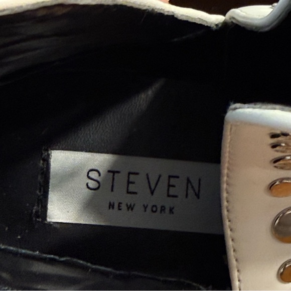 Steven Steve Madden Renata White Studded Ankle Booties size 9 festival - Picture 12 of 12